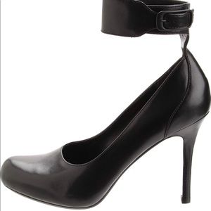 Maria Sharapova/Cole Haan Heel